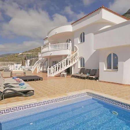 Athena With Private Heated Pool And Sea Views Vila