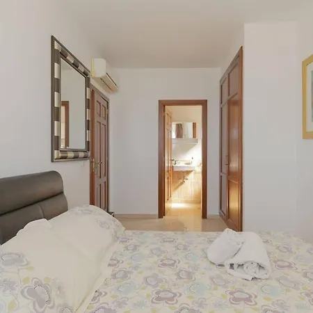 Athena With Private Heated Pool And Sea Views 阿德耶